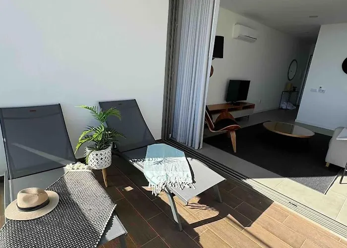 Gaivota Ocean View & 5min Walk