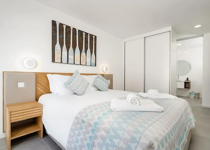 Gaivota Ocean View & 5min Walk * Luz