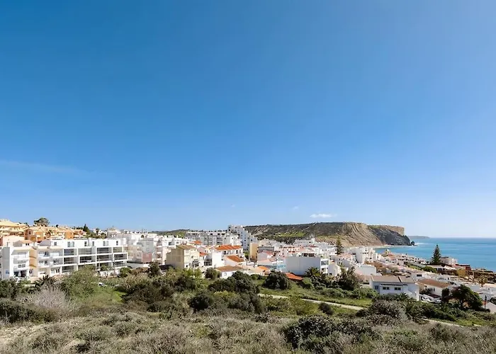 Daire Gaivota Ocean View & 5min Walk Luz